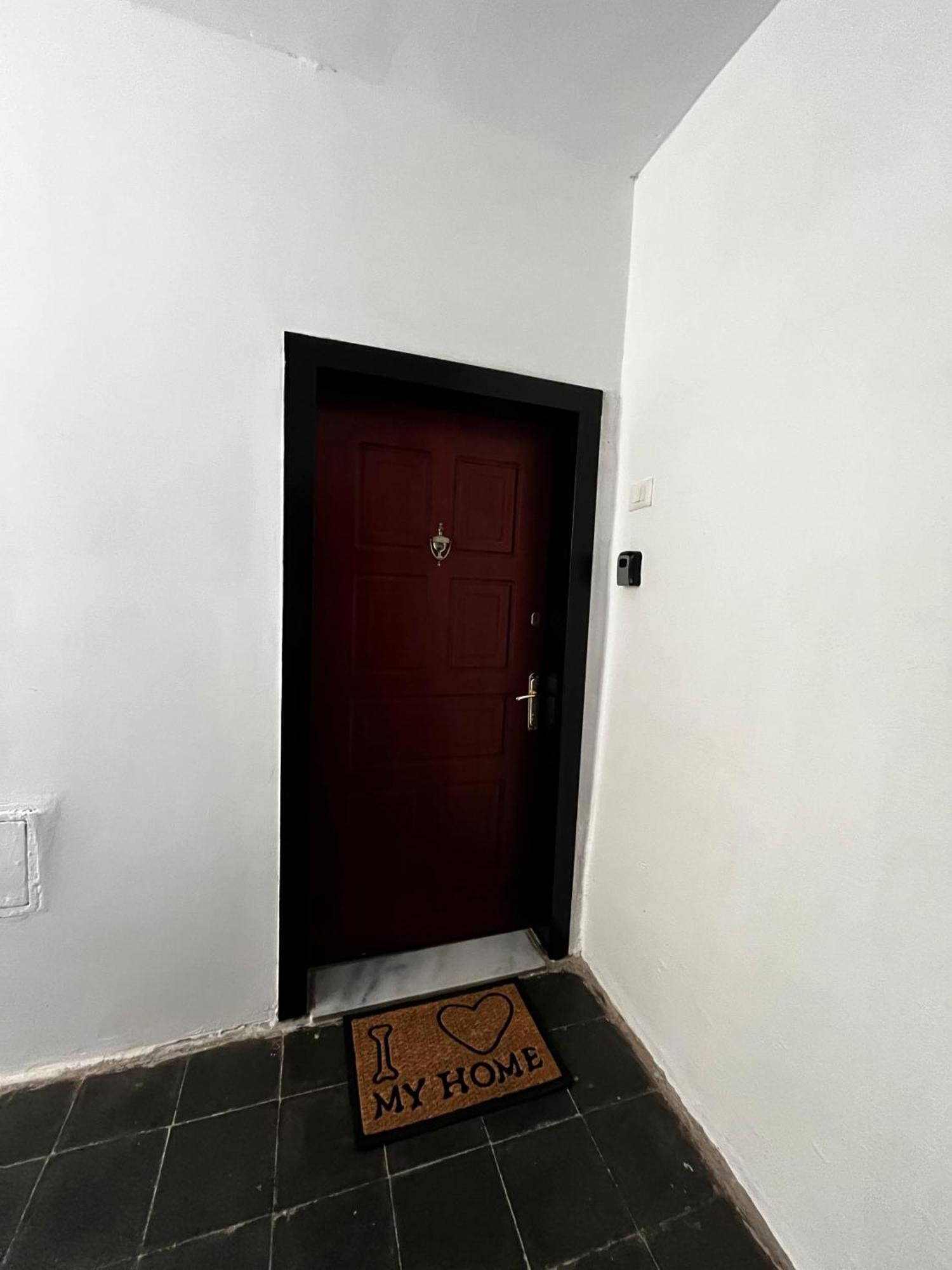 Charming Comfort Apartment Tirana Bagian luar foto