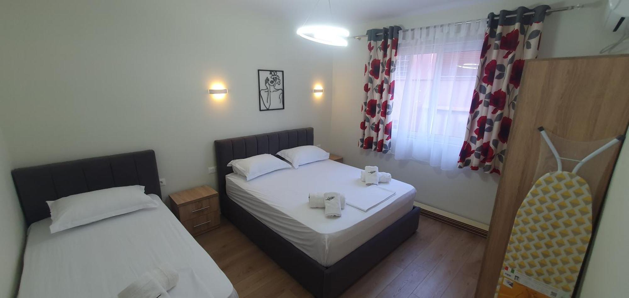 Charming Comfort Apartment Tirana Bagian luar foto